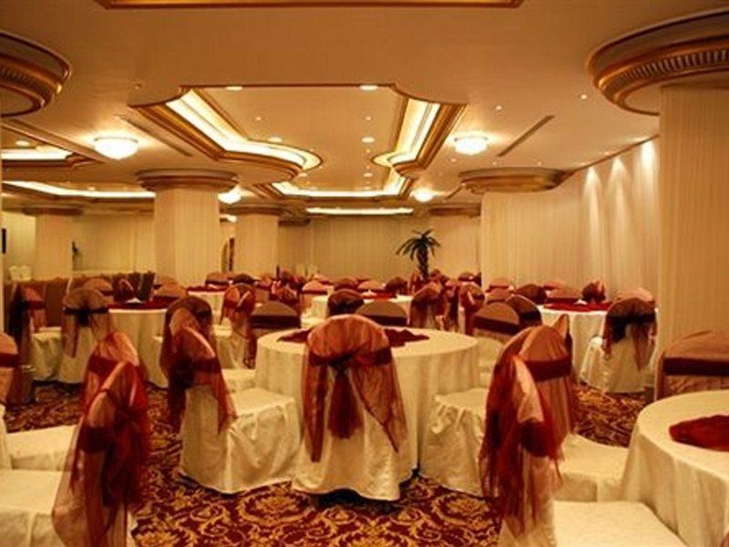 Al Mutlaq Hotel Riadh Exterior foto